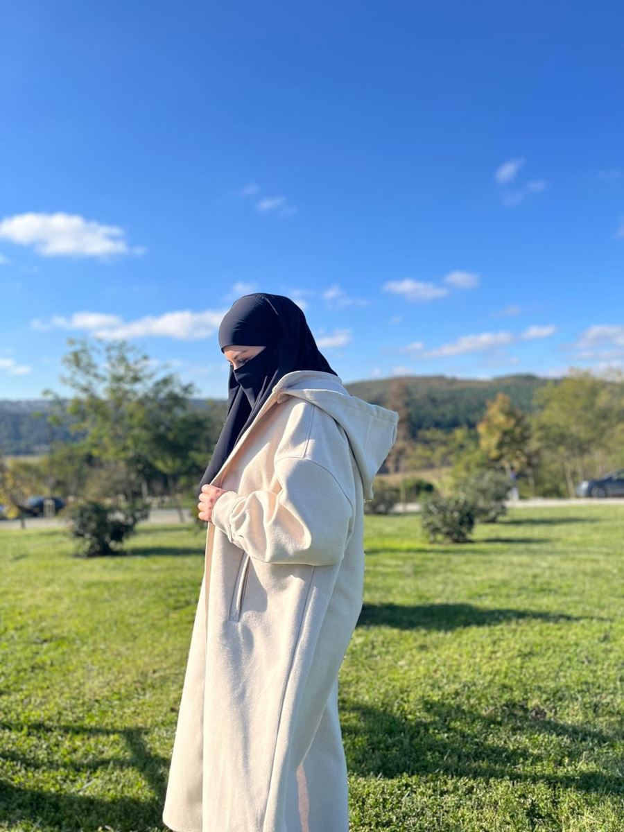 Kapüşonlu Kaban (Krem) resmi